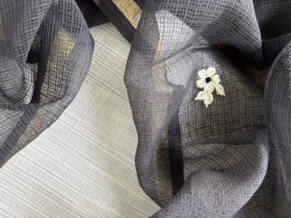 COTTON TOP AND KOTA EMBROIDED DUPATTA - Image 6