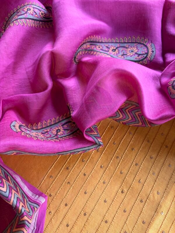 CHANDERI TOP AND CHANDERI DUPATTA - Image 5