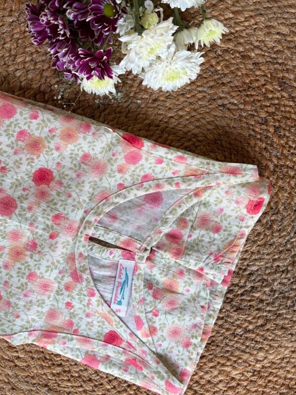 BRITISH ROSE - Image 4