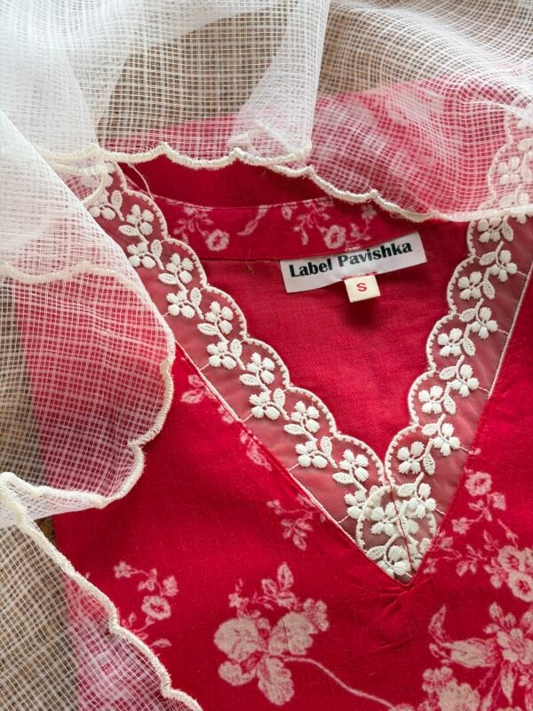 CRIMSON BLOOM - Image 5