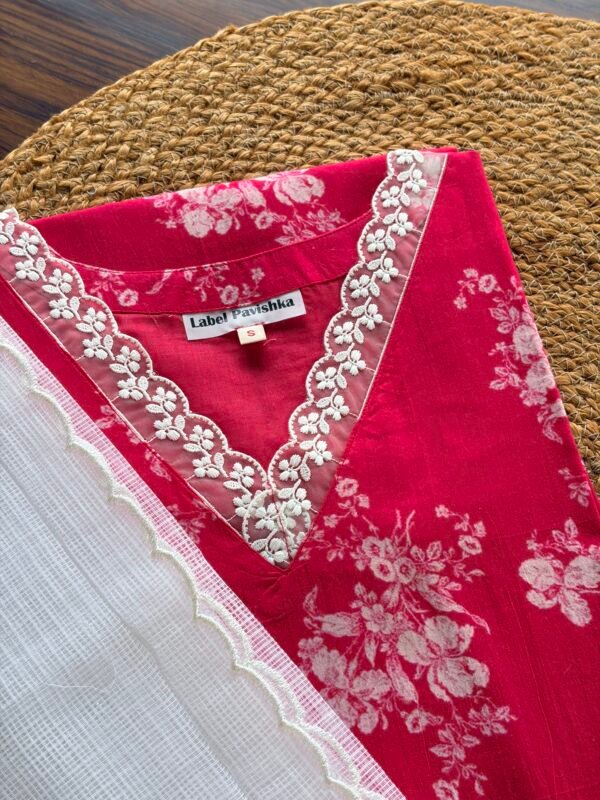 CRIMSON BLOOM - Image 2