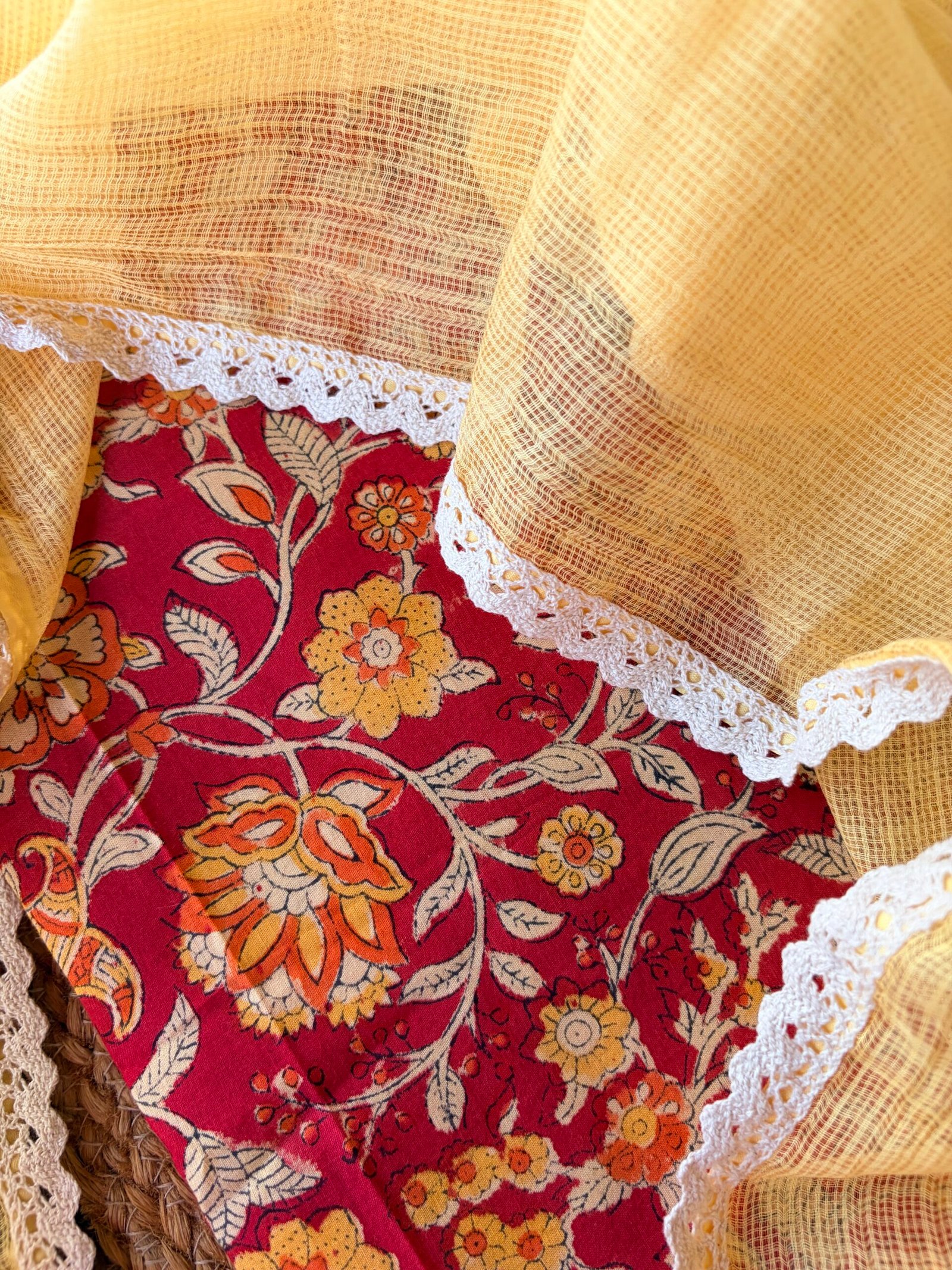 IMG_4636 HANDBLOCK PRINTED TOP AND KOTA COTTON DUPATTA - Image 1