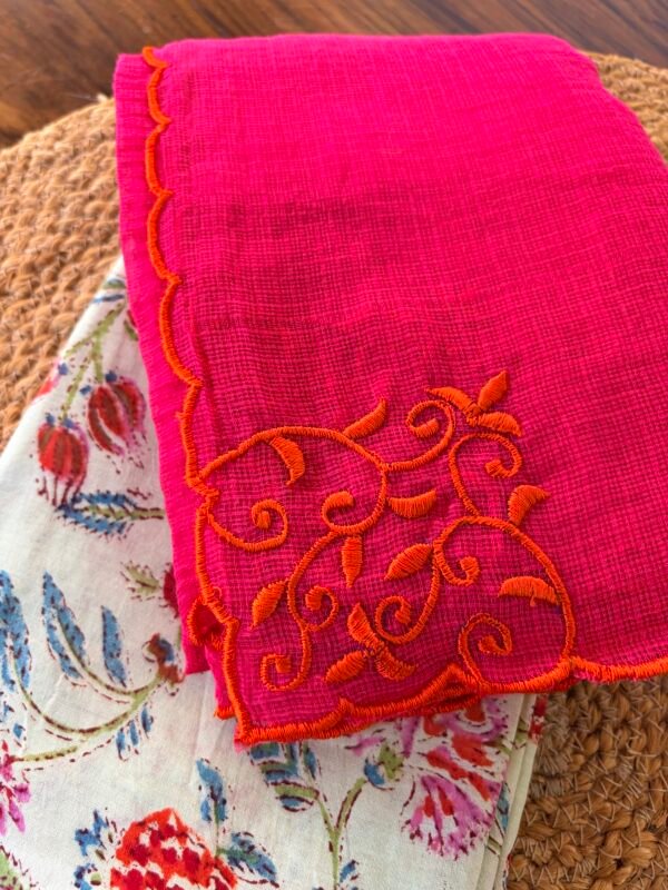HANDBLOCK PRINTED COTTON TOP AND KOTA EMBROIDERED DUPATTA - Image 6