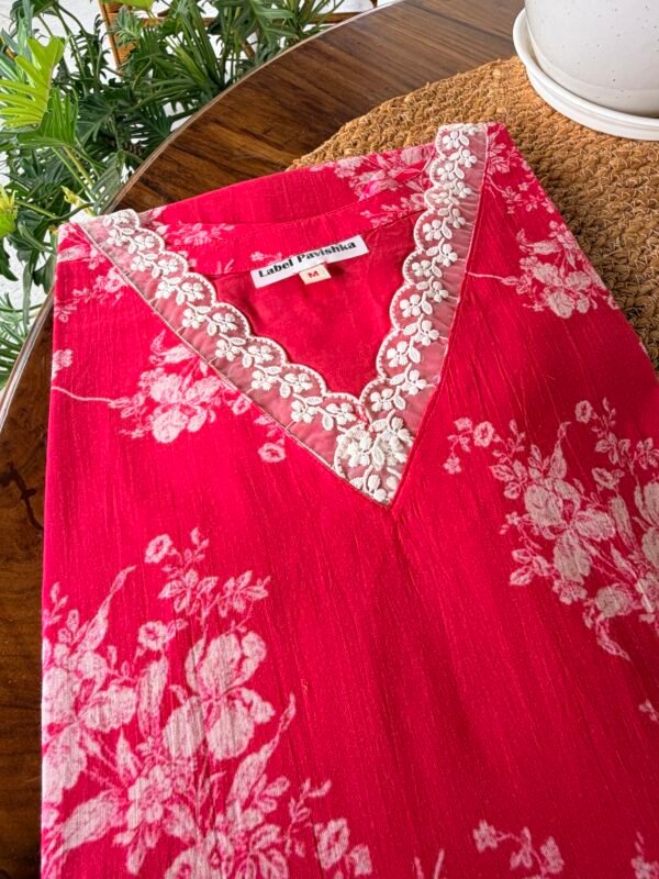 CRIMSON BLOOM - Image 5