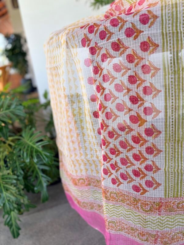 COTTON TOP AND KOTA PRINTED DUPATTA - Image 4