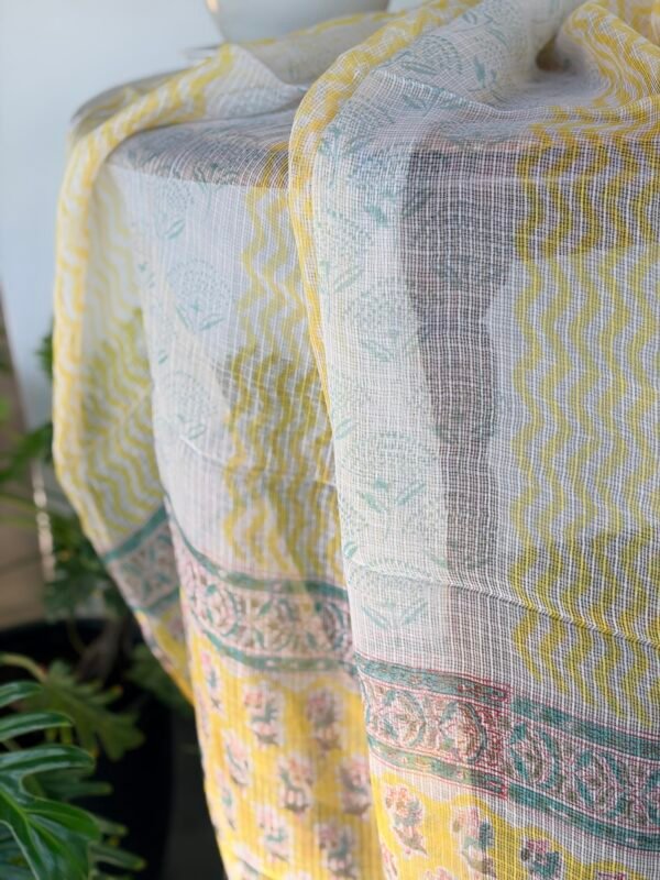 COTTON TOP AND KOTA PRINTED DUPATTA - Image 3
