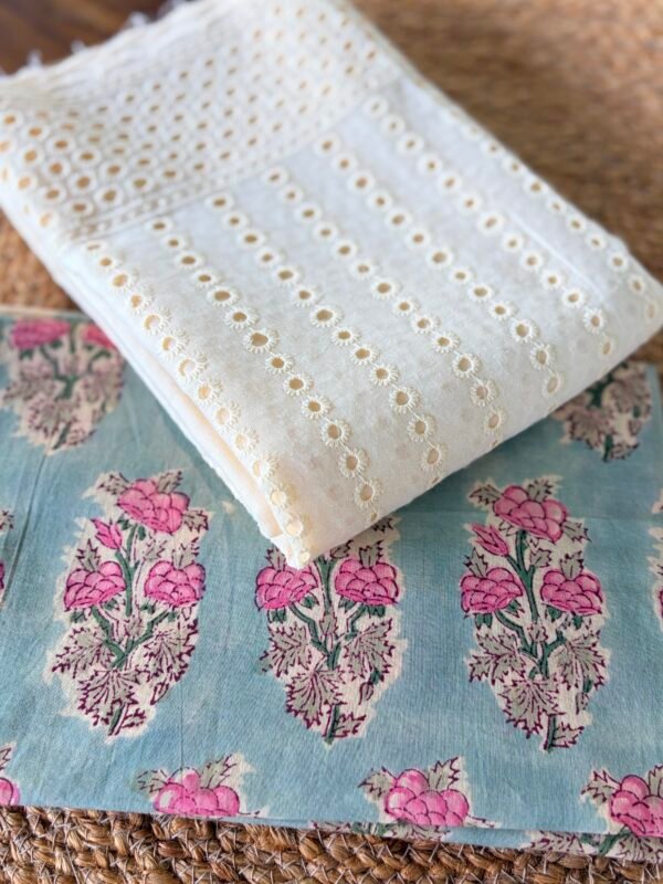 HANDBLOCK PRINTED TOP AND HAKOBA BOTTOM - Image 3