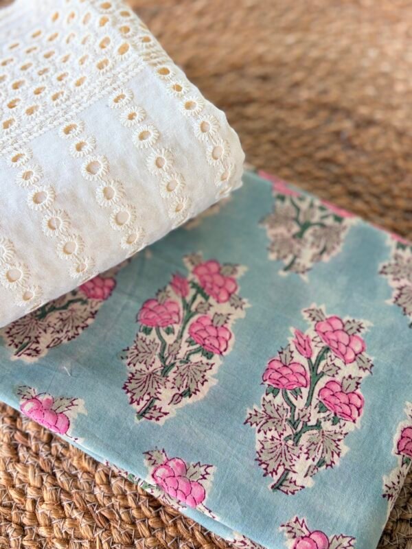 HANDBLOCK PRINTED TOP AND HAKOBA BOTTOM - Image 4