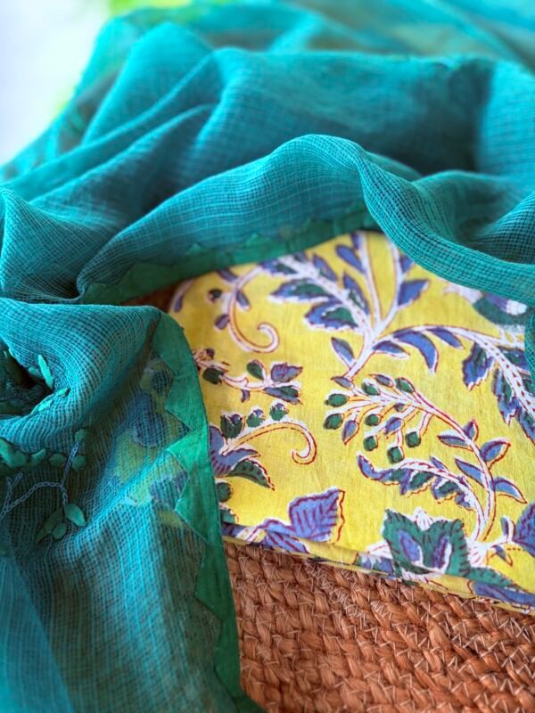 HANDBLOCK PRINTED COTTON TOP AND PATTI KA KAAM KOTA COTTON  DUPATTA - Image 5