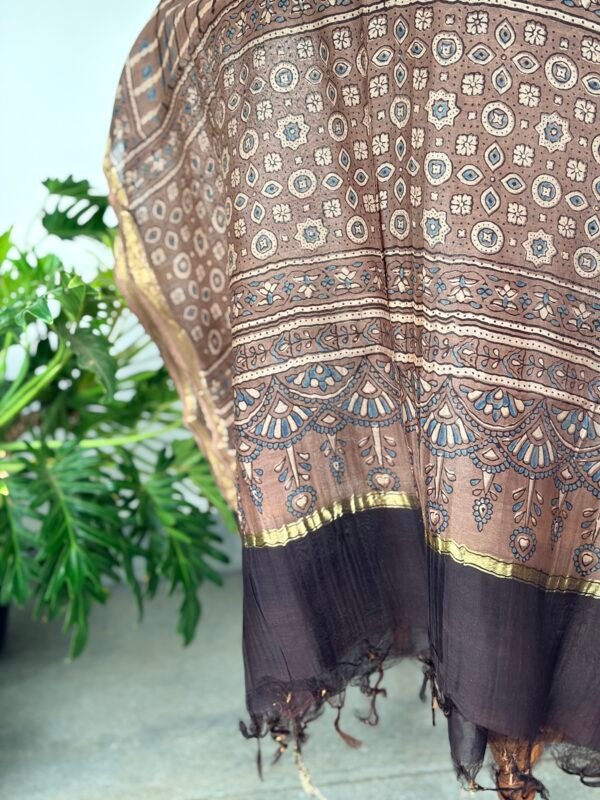 CHANDERI TOP AND MUL CHANDERI AJRAK DUPATTA - Image 3