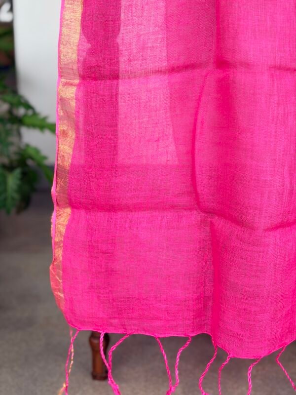 PRINTED CHANDERI SILK COTTON TOP AND LINEN DUPATTA - Image 5