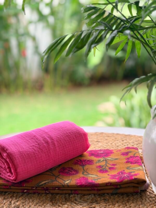 PRINTED CHANDERI SILK COTTON TOP AND LINEN DUPATTA - Image 7