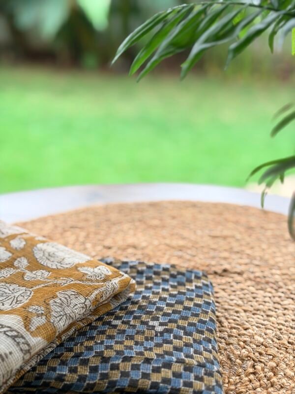 AJRAK KOTA COTTON TOP AND DUPATTA - Image 3