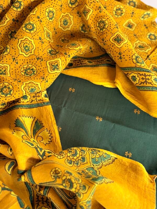 COTTON TOP AND MODAL PRINTED DUPATTA - Image 4