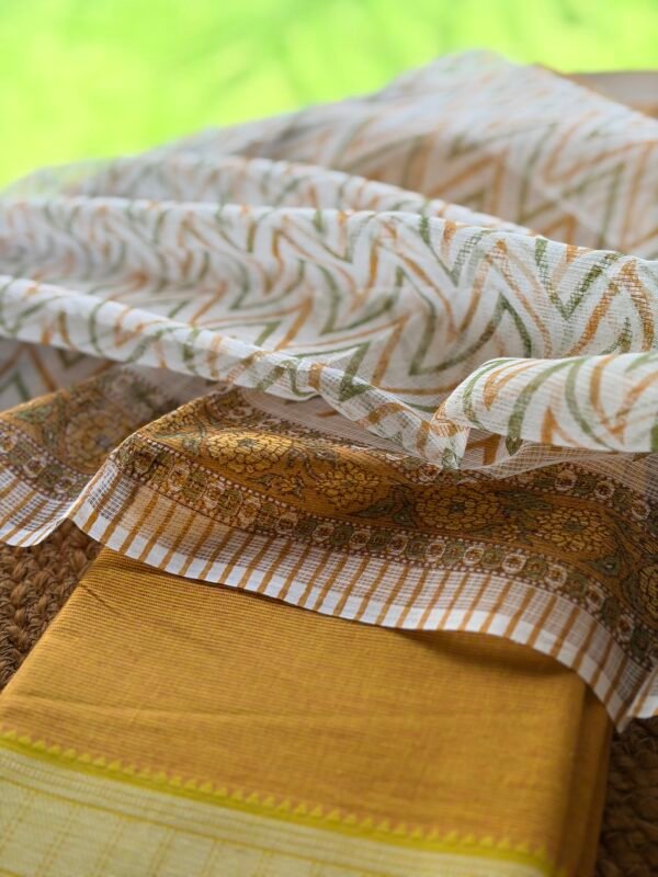 COTTON TOP AND KOTA HANDBLOCK PRINTED DUPATTA - Image 3