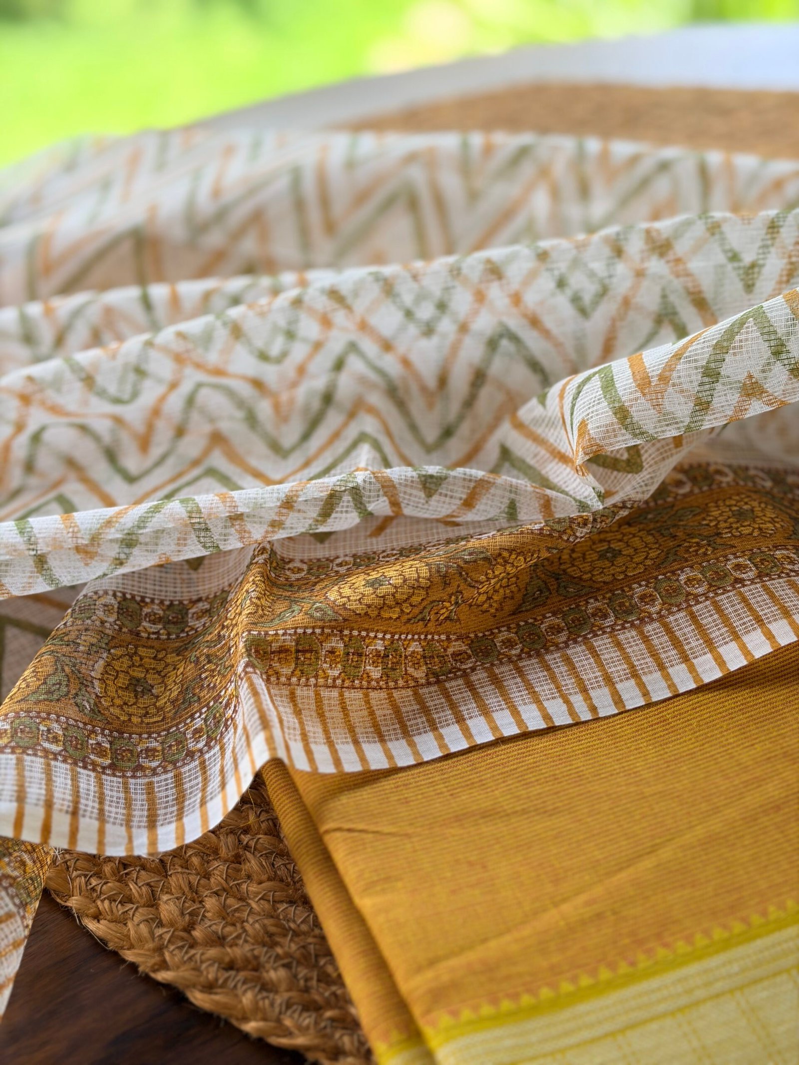 IMG_1173 COTTON TOP AND KOTA HANDBLOCK PRINTED DUPATTA - Image 1