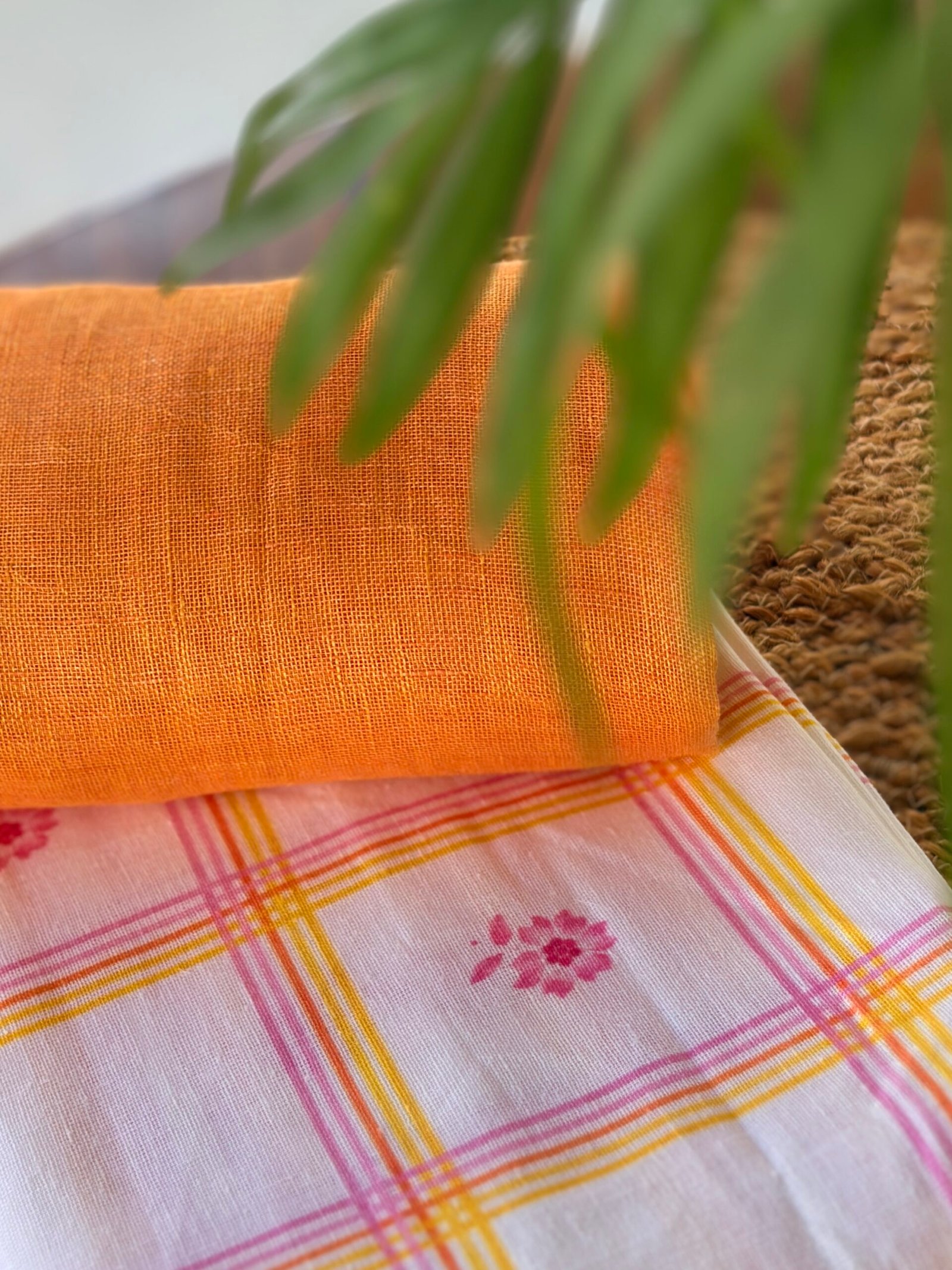 IMG_2764 PRINTED LINEN COTTON TOP AND LINEN DUPATTA - Image 1