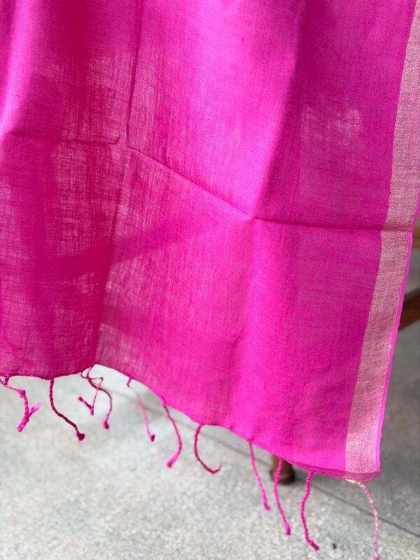 POCHAMPALLY IKAT SILK TOP AND PURE LINEN DUPATTA - Image 3