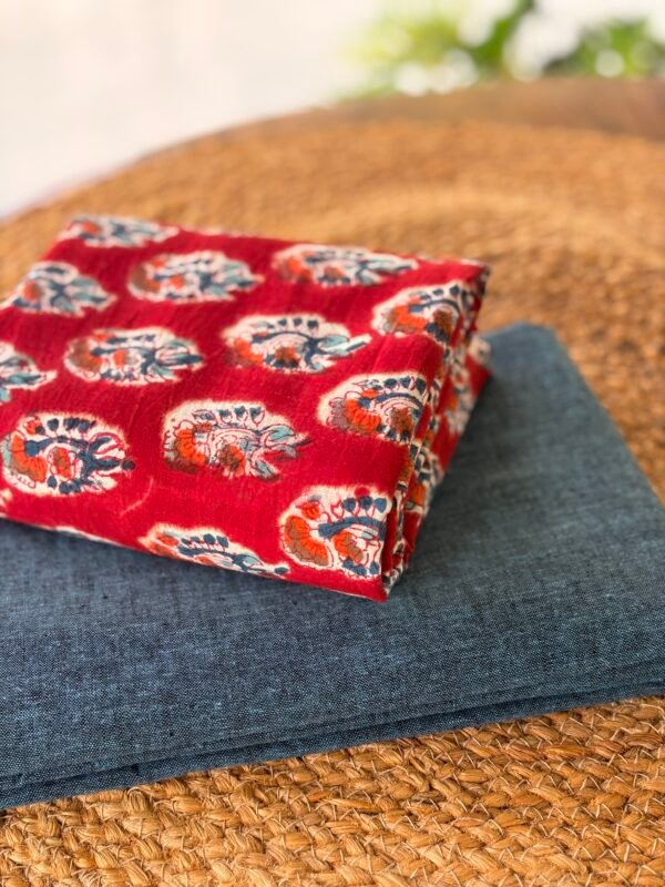 COTTON TOP AND HANDBLOCK PRINTED COTTON BOTTOM - Image 3