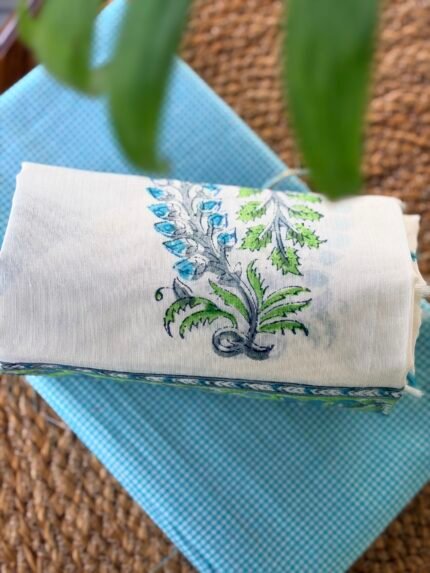 COTTON TOP AND CHANDERI HANDBLOCK PRINTED DUPATTA