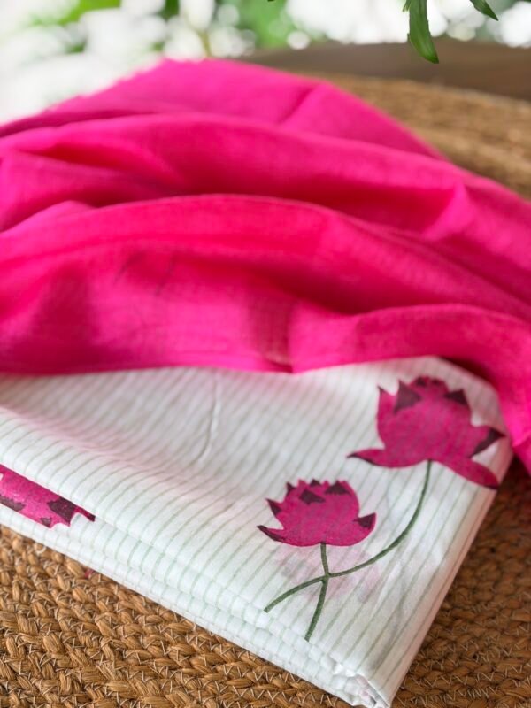 PURE MUL HANDBLOCK PRINTED TOP AND PURE LINEN DUPATTA - Image 6