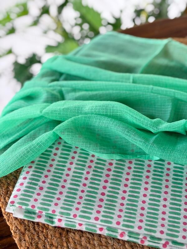 HANDBLOCK PRINTED COTTON TOP AND KOTA COTTON DUPATTA - Image 6
