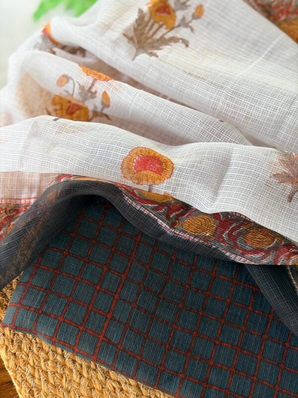 AJRAK PRINTED KOTA COTTON TOP AND KOTA HANDBLOCK PRINTED DUPATTA - Image 6